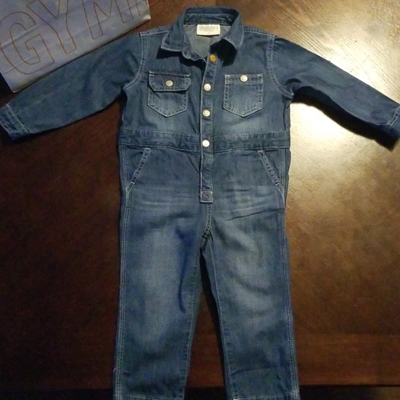 Gymboree romper - Picture 1 of 8